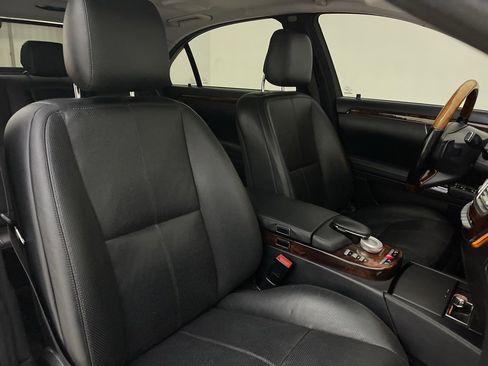 Used 2009 Mercedes-Benz S 550 image 34