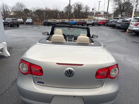 Used 2009 Volkswagen Eos Komfort image 10