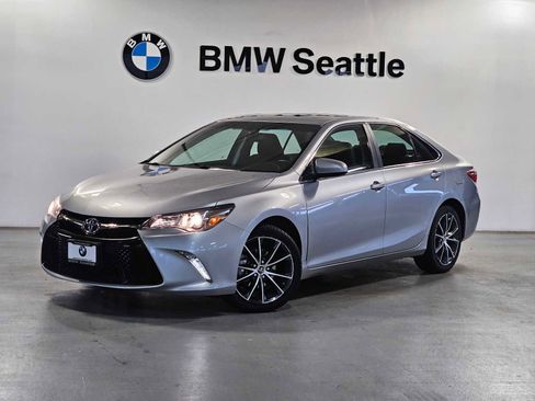 Used 2016 Toyota Camry XSE w/ Moonroof Package image 1