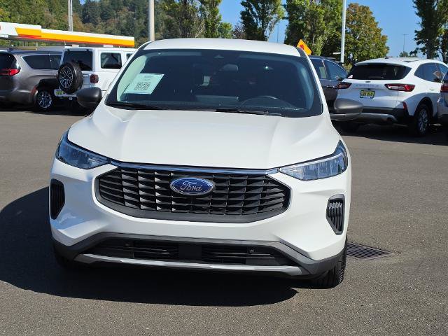 Certified 2023 Ford Escape Active w/ Tech Pack #1 FWD image 3