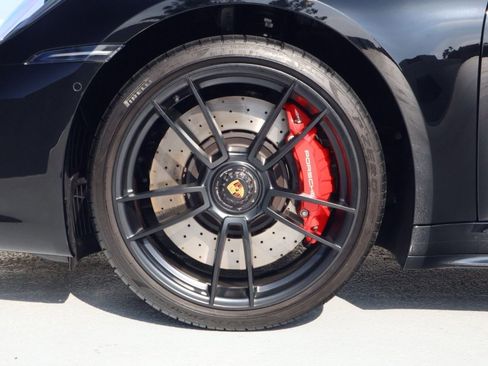 Certified 2024 Porsche 911 Carrera GTS image 24