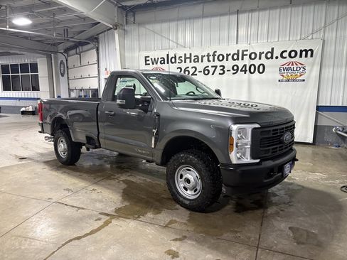 New 2026 Ford F250 XL image 2