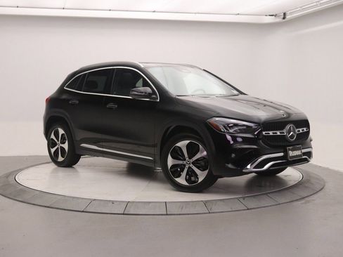 Certified 2026 Mercedes-Benz GLA 250 image 35