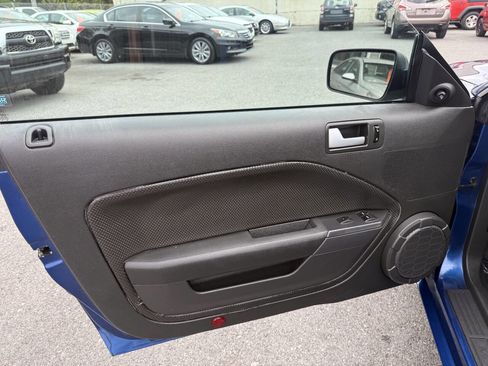 Used 2008 Ford Mustang GT Premium image 10