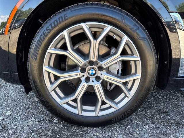 Used 2020 BMW X7 xDrive40i w/ Cold Weather Package AWD/4WD image 28