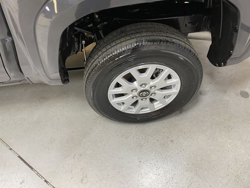 Used 2025 Toyota Tacoma SR5 image 12