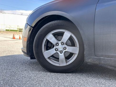 Used 2013 Chevrolet Cruze LT image 8