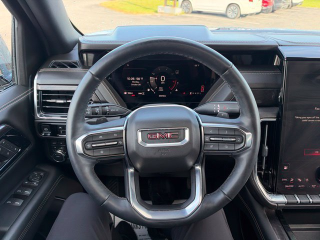 Used 2025 GMC Yukon XL Elevation w/ Technology Package AWD/4WD image 28