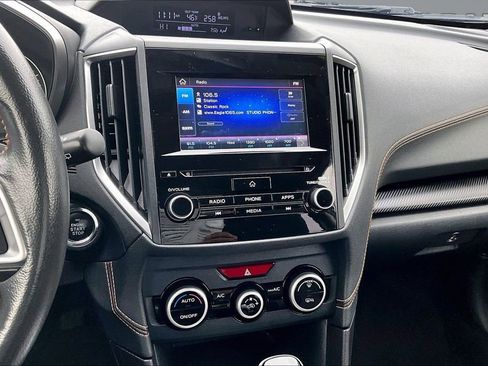 Used 2021 Subaru Crosstrek 2.0i Premium w/ Moonroof Package image 6