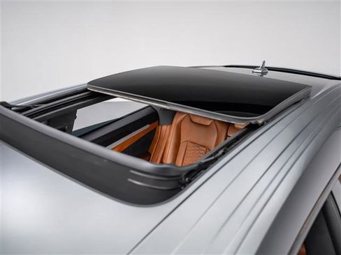 Used 2019 Lamborghini Urus image 15