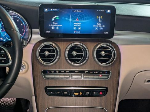 Certified 2022 Mercedes-Benz GLC 300 4MATIC image 15