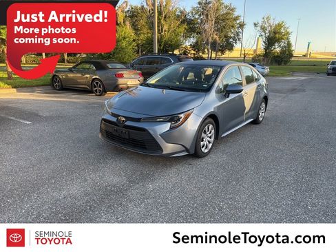 Used 2024 Toyota Corolla LE FWD image 1