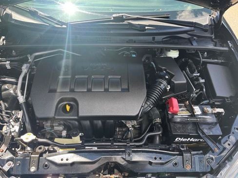 Used 2017 Toyota Corolla SE w/ Carpet Mat Package (TMS) FWD image 21