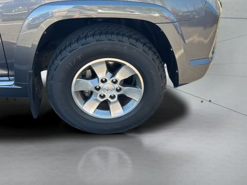 Used 2012 Toyota 4Runner SR5 w/ Convenience Pkg RWD image 34