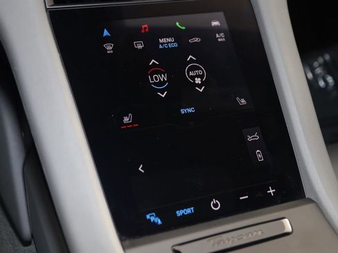 Used 2020 Porsche Taycan 4S image 37