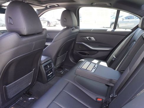 Used 2021 BMW 330i Sedan w/ Convenience Package RWD image 8