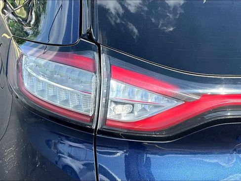 Used 2017 Ford Edge Titanium w/ Equipment Group 301A AWD/4WD image 23