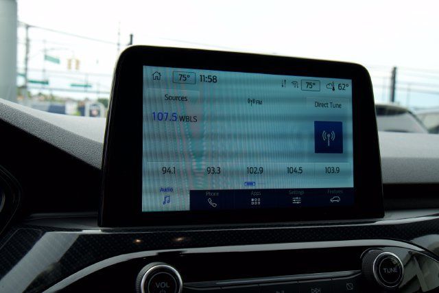 Used 2025 Ford Escape ST-Line Select AWD/4WD image 22