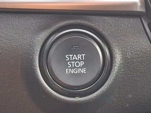 Used 2025 MAZDA MAZDA3 s FWD image 22