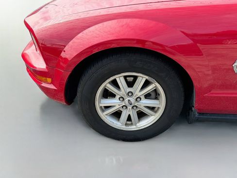 Used 2009 Ford Mustang Coupe RWD image 10