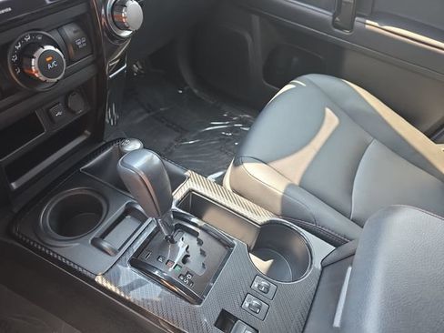 Used 2021 Toyota 4Runner Venture w/ Moonroof Package AWD/4WD image 25
