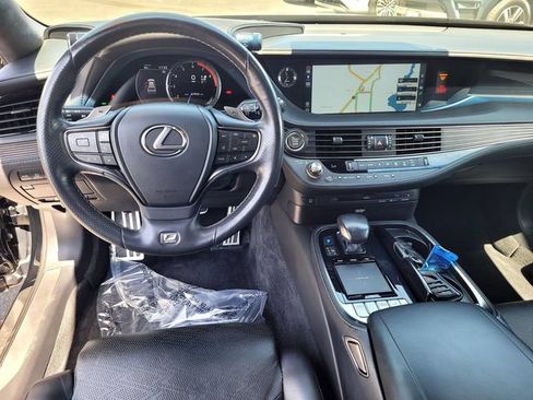 Used 2018 Lexus LS 500 F Sport w/ Performance Package RWD image 9