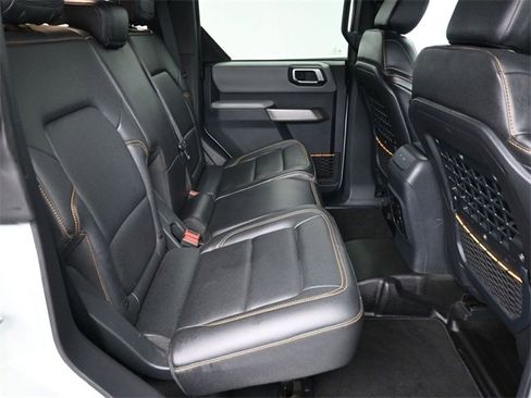 Used 2021 Ford Bronco Badlands image 14