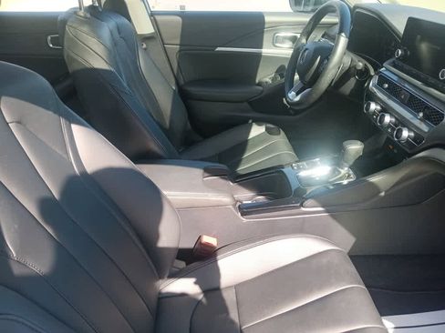 Used 2025 Acura Integra image 30