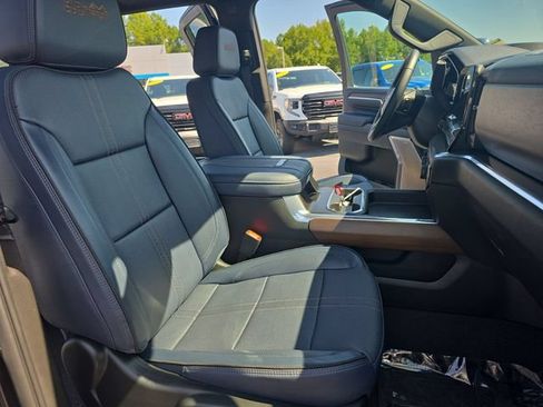 Used 2024 Chevrolet Silverado 2500 High Country w/ High Country Premium Package AWD/4WD image 11