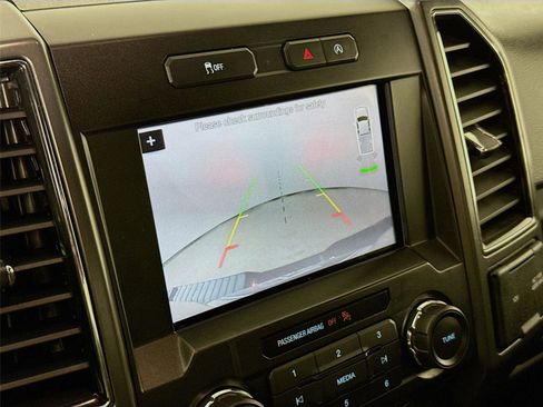 Used 2018 Ford F150 XLT w/ Equipment Group 302A Luxury image 14