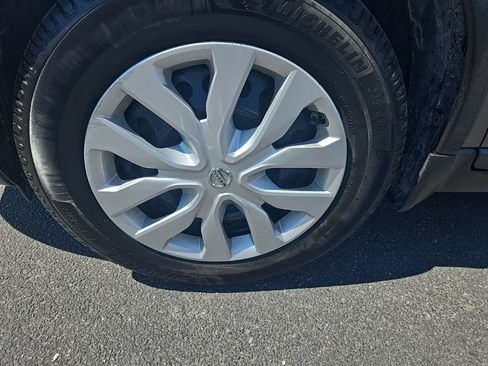 Used 2016 Nissan Rogue S w/ Appearance Package AWD/4WD image 37