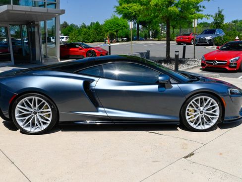 Used 2023 McLaren GT RWD image 4