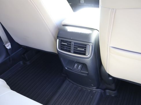 Used 2020 Honda CR-V Touring image 14