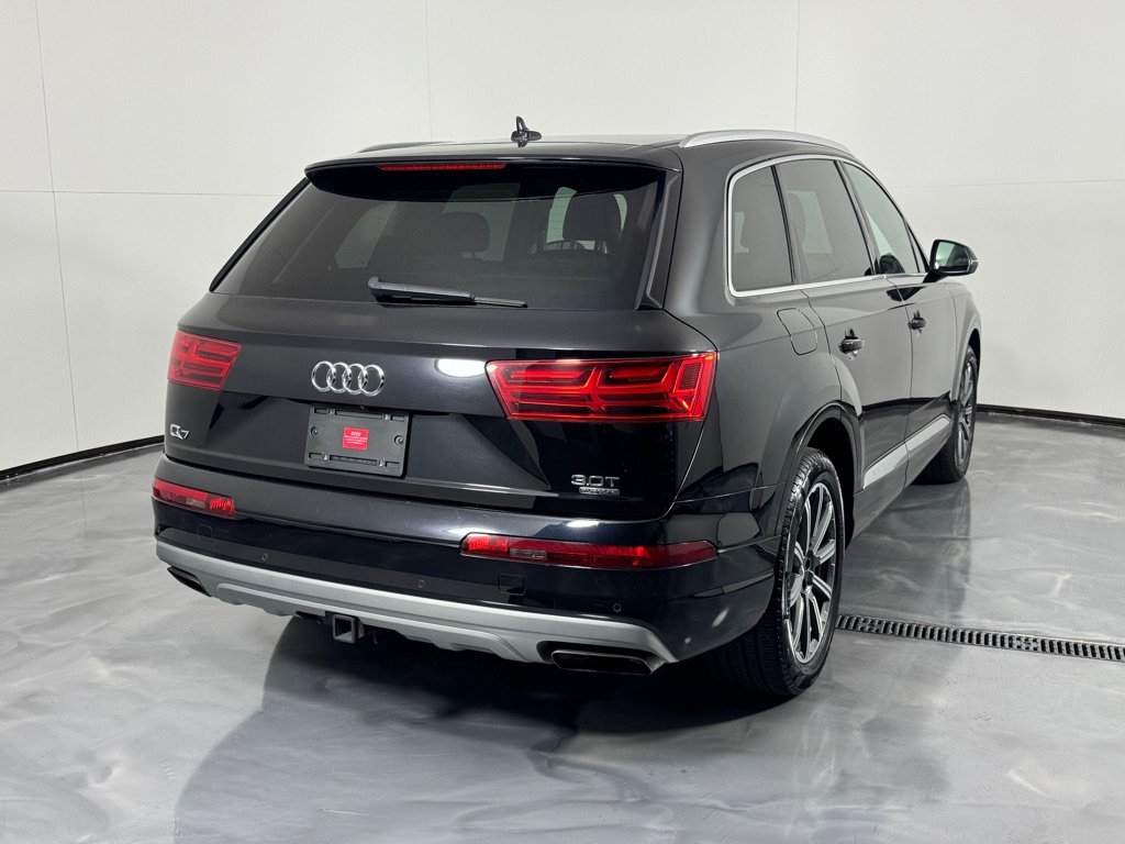 Used 2017 Audi Q7 3.0T Premium Plus AWD/4WD image 5