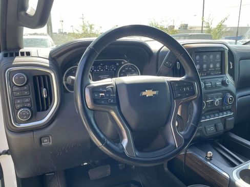 Used 2023 Chevrolet Silverado 2500 High Country AWD/4WD image 22