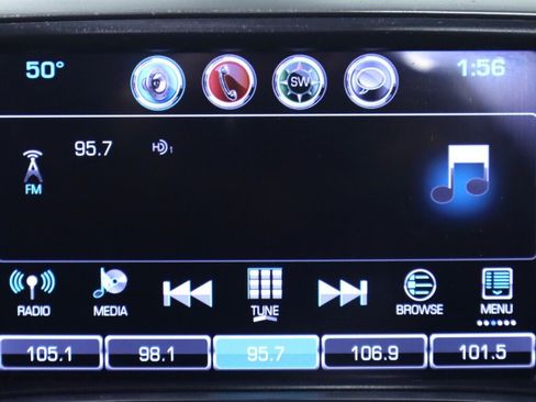 Used 2016 Chevrolet Silverado 1500 LTZ image 17