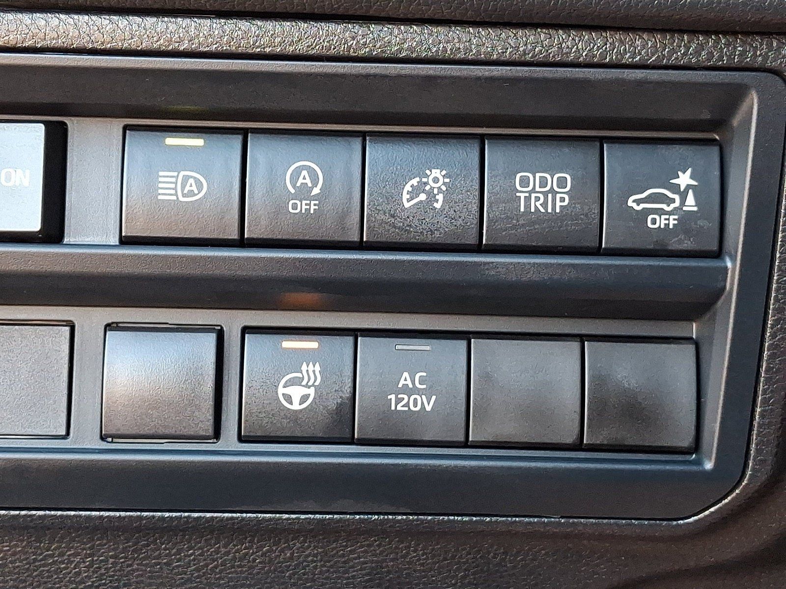 Certified 2026 Toyota Tundra Limited AWD/4WD image 27