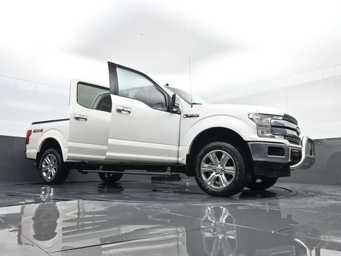 Used 2019 Ford F150 Lariat w/ Equipment Group 502A Luxury AWD/4WD image 33