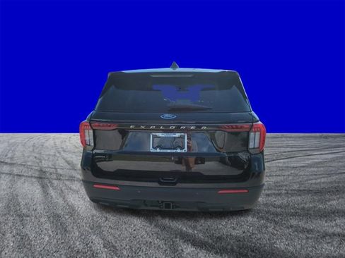 New 2026 Ford Explorer Active RWD image 5