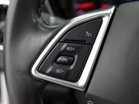 Used 2019 Chevrolet Camaro LT RWD image 26