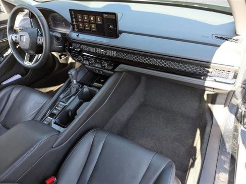 Certified 2023 Honda Accord Touring image 22
