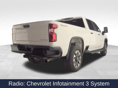 Used 2024 Chevrolet Silverado 2500 Custom w/ Custom Convenience Package image 6