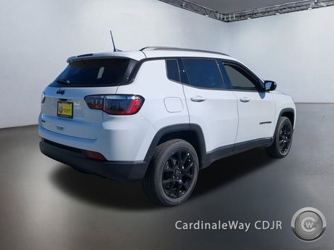 New 2026 Jeep Compass Latitude image 21