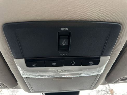 New 2025 Nissan Altima 2.5 SR w/ SR Premium Package image 27