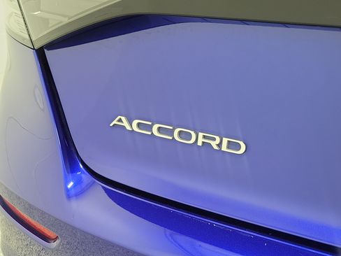 Used 2024 Honda Accord Sport image 6