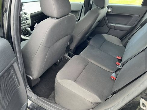 Used 2011 Ford Focus SES w/ 401A Rapid Spec Order Code FWD image 12