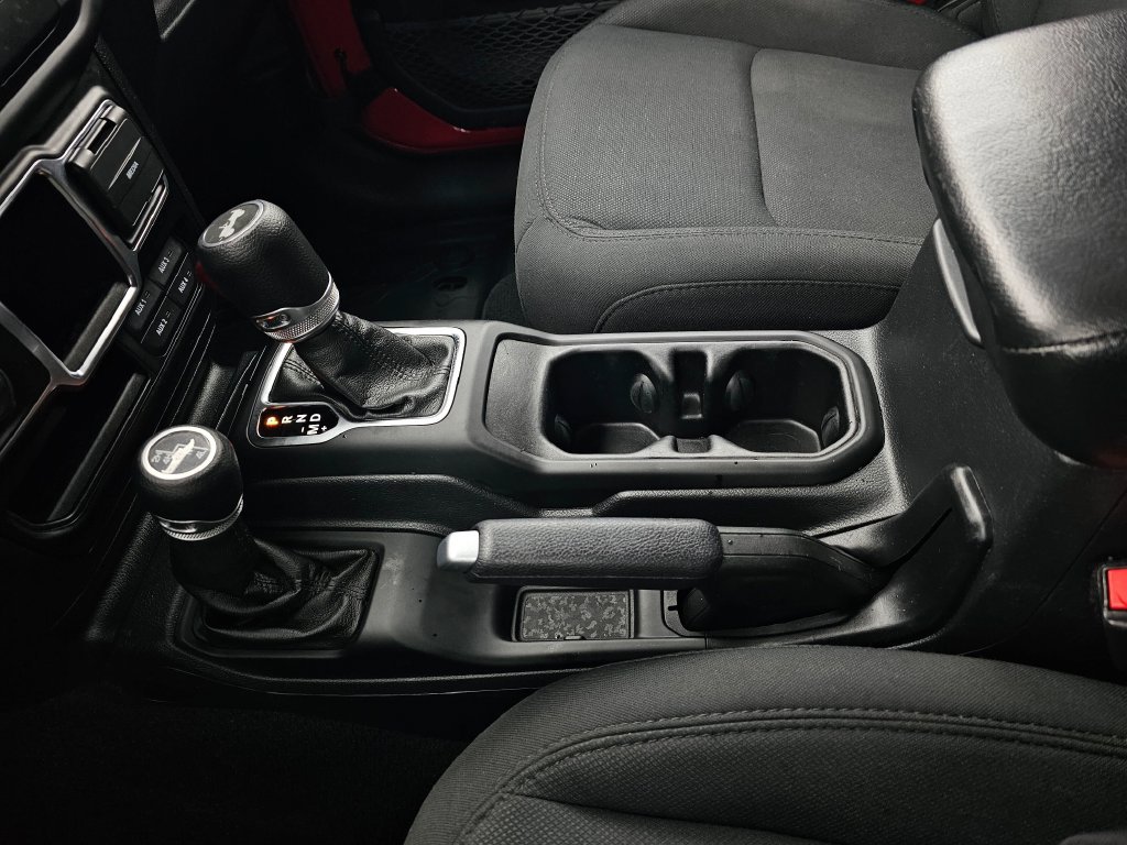 Used 2021 Jeep Wrangler Unlimited Sport AWD/4WD image 27