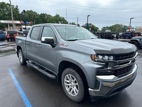 Used 2020 Chevrolet Silverado 1500 LT w/ All-Star Edition AWD/4WD image 2