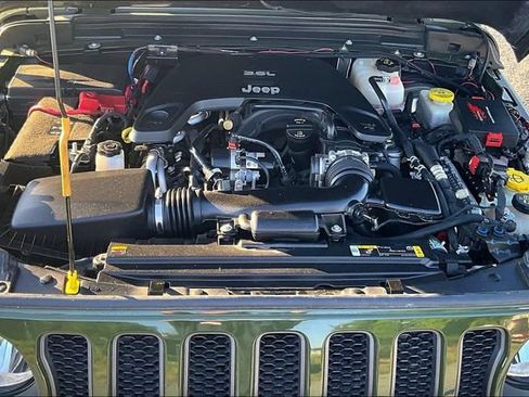 Used 2021 Jeep Wrangler Rubicon AWD/4WD image 30