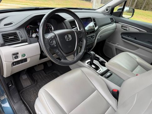 Used 2017 Honda Pilot EX-L image 11